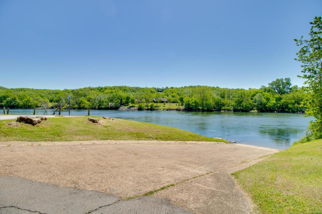 Spacious White Rivers Jewel Fishing Haven! Flippin Exterior foto